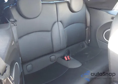 2009 Mini Cooper z USA, uszkodzony, nr VIN WMWMR33539TU96257